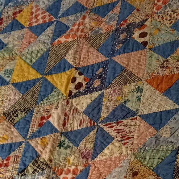 Vintage Pin Wheel Design Quilt - Picture 7 of 7
